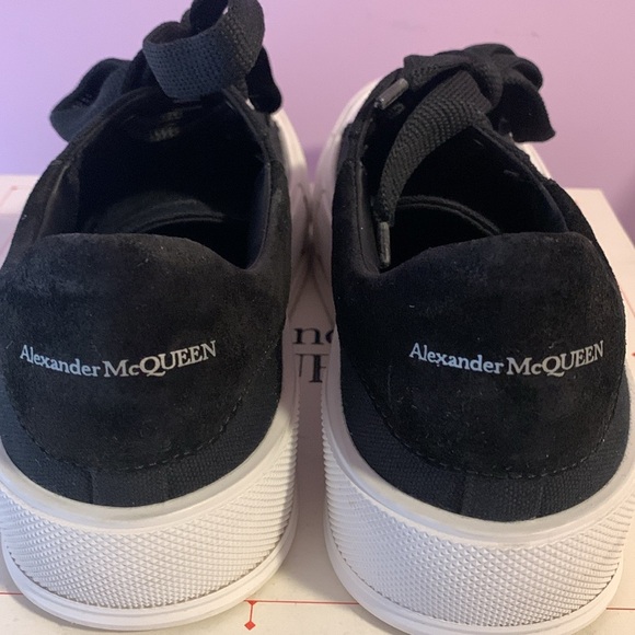 Alexander McQueen Women’s Deck Lace Up Plimsoll Sneakers - Picture 6 of 11